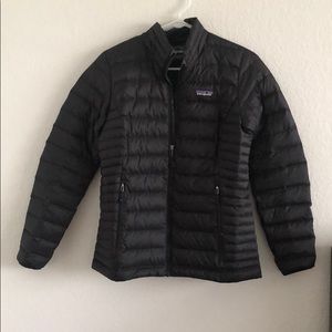 Black Patagonia puffer jacket